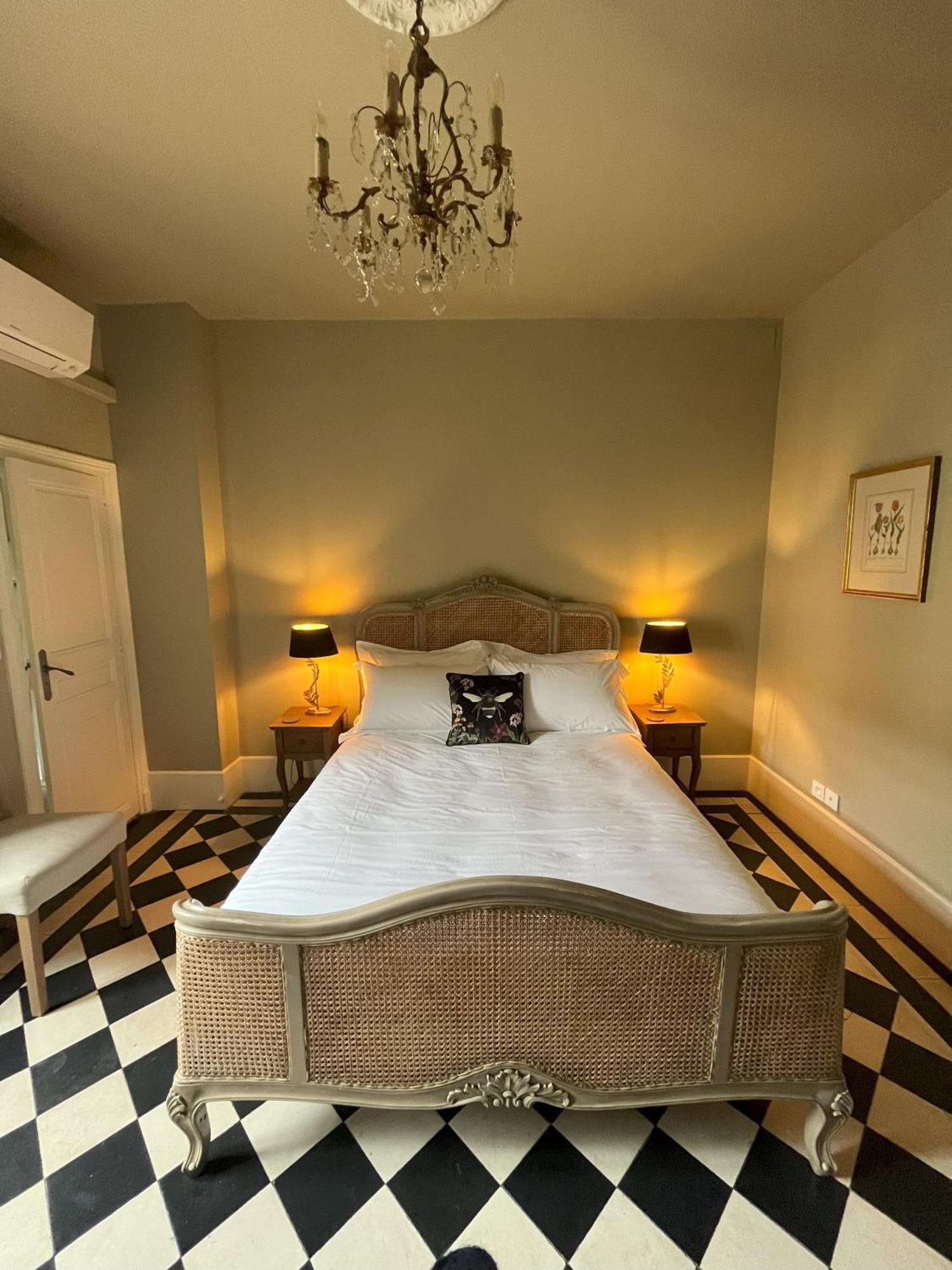 Number 8 Bed & Breakfast Meursault Exterior foto