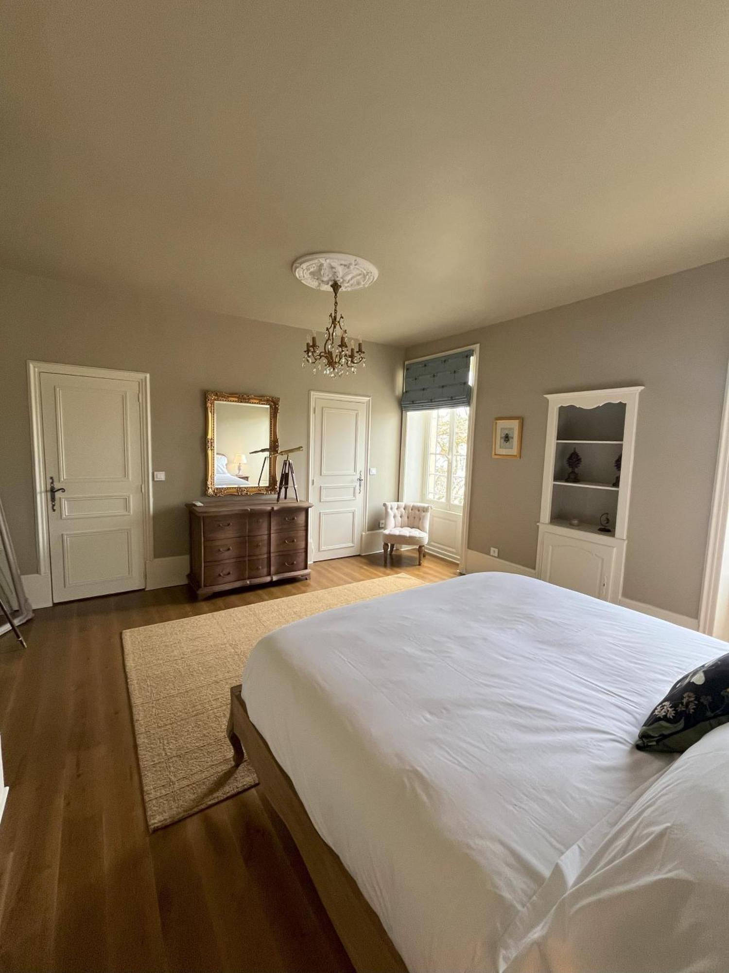 Number 8 Bed & Breakfast Meursault Exterior foto