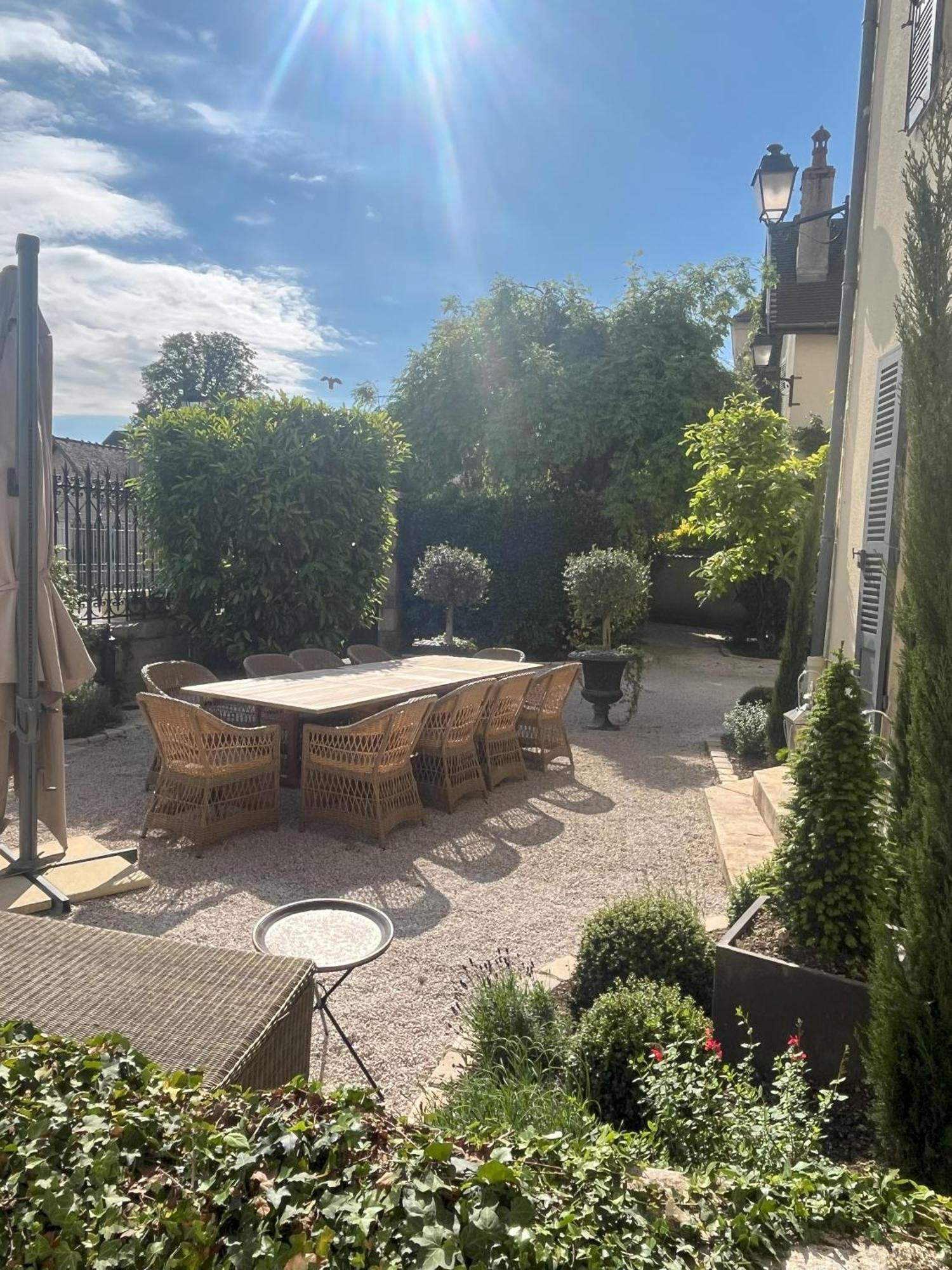 Number 8 Bed & Breakfast Meursault Exterior foto