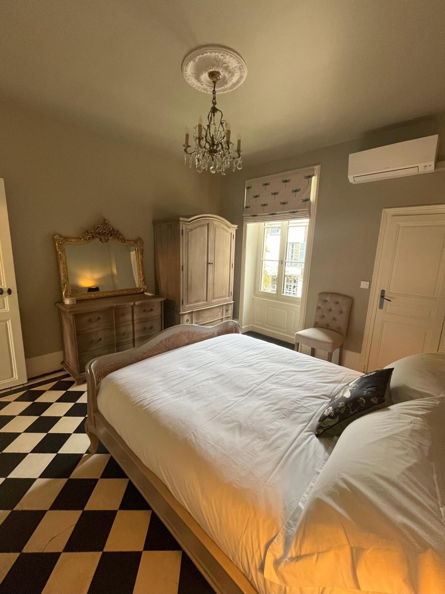 Number 8 Bed & Breakfast Meursault Exterior foto